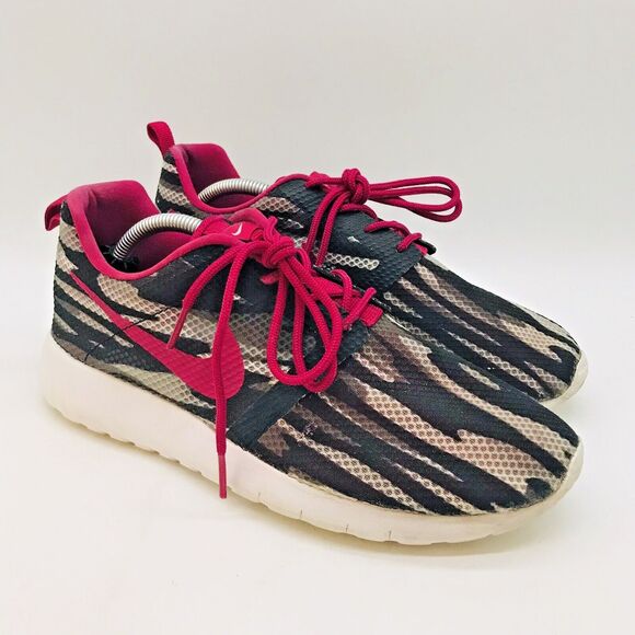 Nike Roshe One Flight Weight (GS) Youth 6Y Women 8 Sneaker 705486-001 Black Gray - Picture 3 of 11